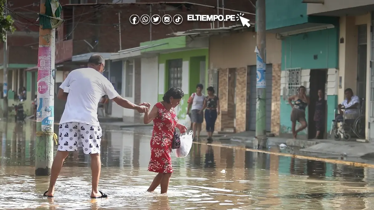 estado de emergencia — Vecinos de la región Piura enfrentan las inundaciones causadas por el fenómeno de El Niño en sus calles. Foto de: ELTIEMPO.PE