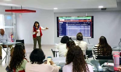 Personal del Ministerio de Educación (Minedu) participa en una capacitación sobre la gestión y prevención de impactos del fenómeno El Niño. Foto de: El Peruano