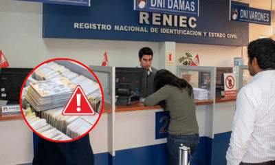 Reniec advierte paralización — Personal del Reniec atiende a ciudadanos en una oficina de registro para la obtención del Documento Nacional de Identidad. Foto de: Exitosa Noticias