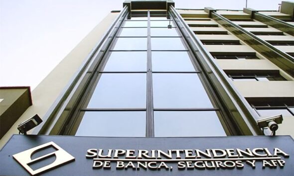 Finanzas Abiertas — Fachada de la Superintendencia de Banca, Seguros y AFP en Perú, entidad encargada de supervisar el sistema financiero. Foto de: El Peruano