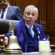 financiamiento claro — Un legislador peruano durante una sesión en el Congreso de la República donde se debaten leyes y presupuestos. Foto de: La República