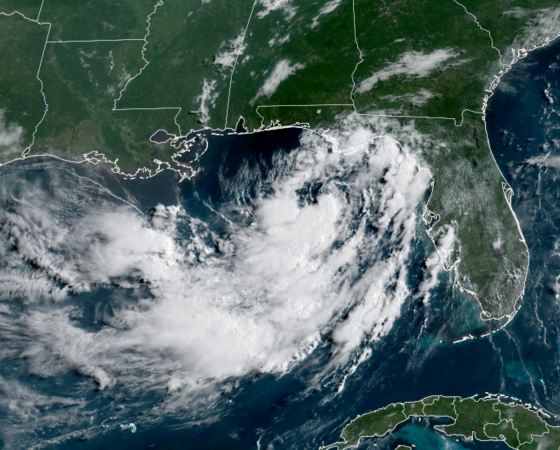 Imagen satelital que muestra la formación y trayectoria de la tormenta tropical Bertha sobre el Golfo de México. Foto de: CNN en Español