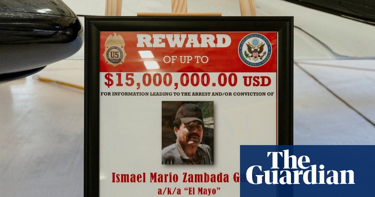 Tribunal federal — Cartel de recompensas del Departamento de Justicia por el líder del narcotráfico Ismael 'El Mayo' Zambada. Foto de: The Guardian