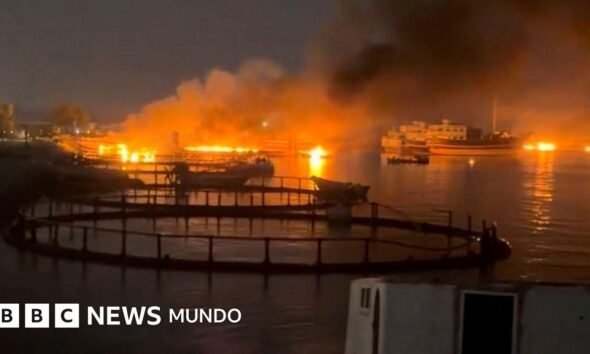 Trump declara fin — Un incendio en una instalación marítima ilustra la escalada de tensiones y las advertencias de represalia entre Estados Unidos e Irán. Foto de: Getty Images