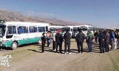 amenazas extorsión — Trabajadores y personal de la empresa San Carlos en Junín ante las presuntas amenazas de extorsión que paralizaron sus labores. Foto de: HUANCA YORK-TIMES