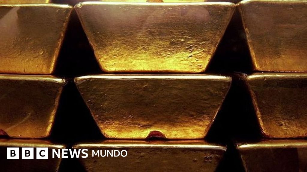 traslado oro europeo — Lingotes de oro apilados que ilustran el movimiento de reservas de metales preciosos por parte de países europeos. Foto de: Getty Images