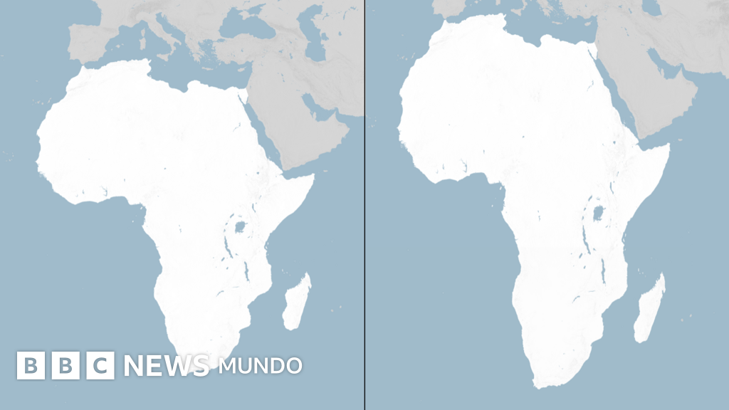 mapamundi tamaño África — Comparativa entre la proyección de Mercator y la proyección Equal Earth para mostrar el tamaño real del continente africano. Foto de: BBC News Mundo