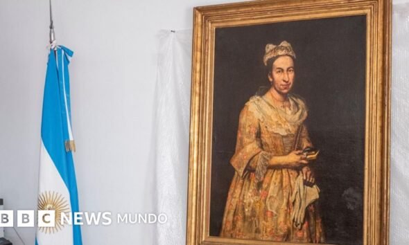 Pareja Argentina — Retrato de una mujer con vestimenta antigua que fue robado por los nazis y hallado en una casa cerca de Buenos Aires. Foto de: STR/EPA/Shutterstock