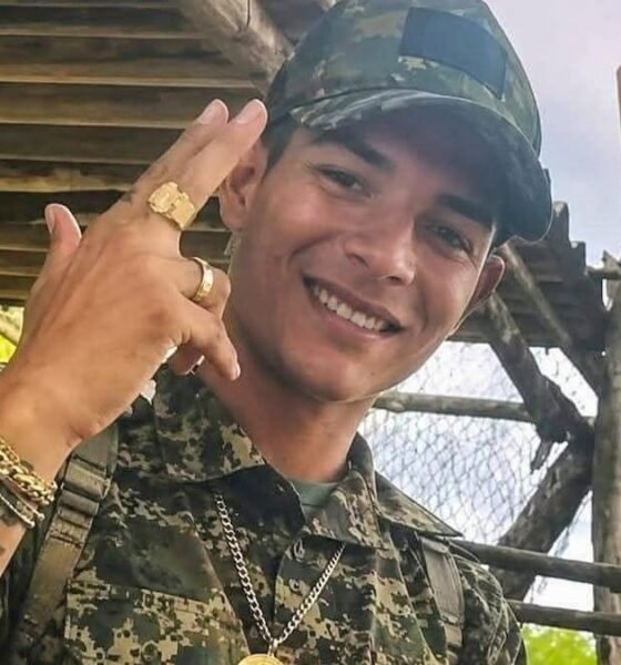 El alias Bendito Menor aparece en una fotografía compartida en redes sociales antes de su muerte en un operativo policial. Foto de: Facebook El Pingüe