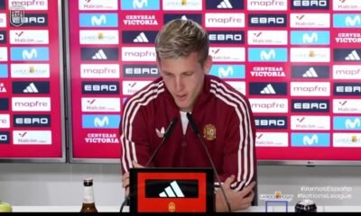 Vukovar, ciudad croata — El futbolista español Dani Olmo durante una rueda de prensa en el marco de la Nations League. Foto de: Marca